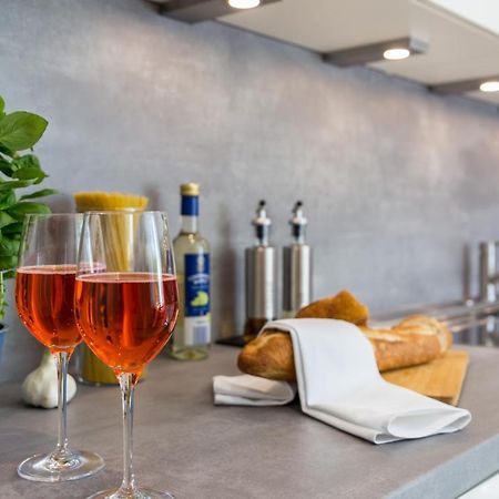 Apartment Eastside Mit 3 Zimmern Fur Bis Zu 5 Personen Mit Balkon Friedrichshafen Eksteriør bilde