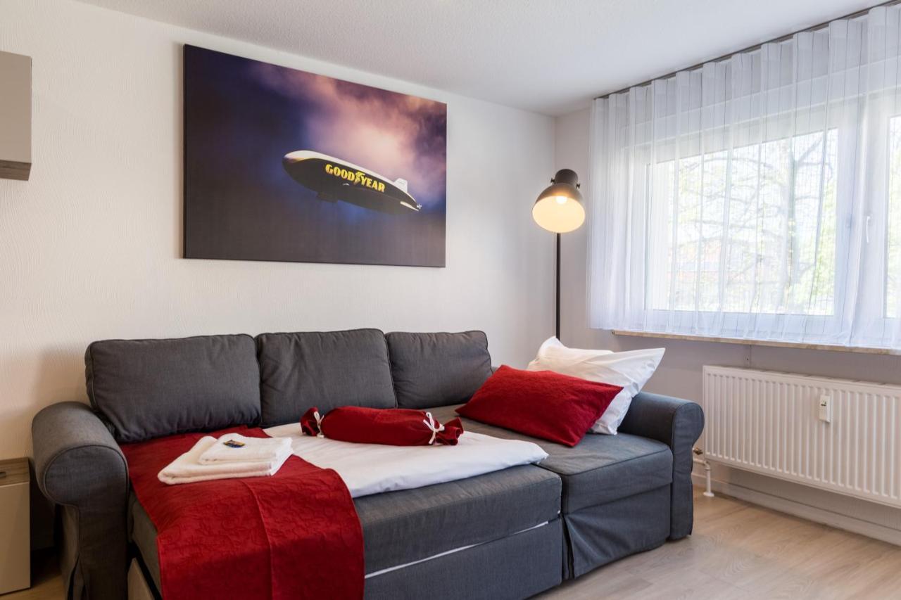 Apartment Eastside Mit 3 Zimmern Fur Bis Zu 5 Personen Mit Balkon Friedrichshafen Eksteriør bilde