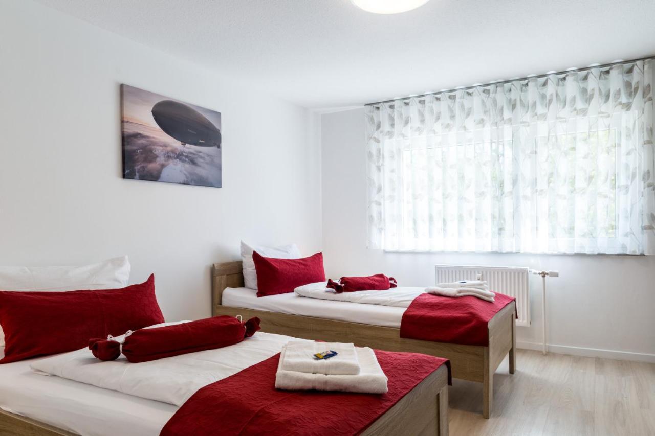 Apartment Eastside Mit 3 Zimmern Fur Bis Zu 5 Personen Mit Balkon Friedrichshafen Eksteriør bilde