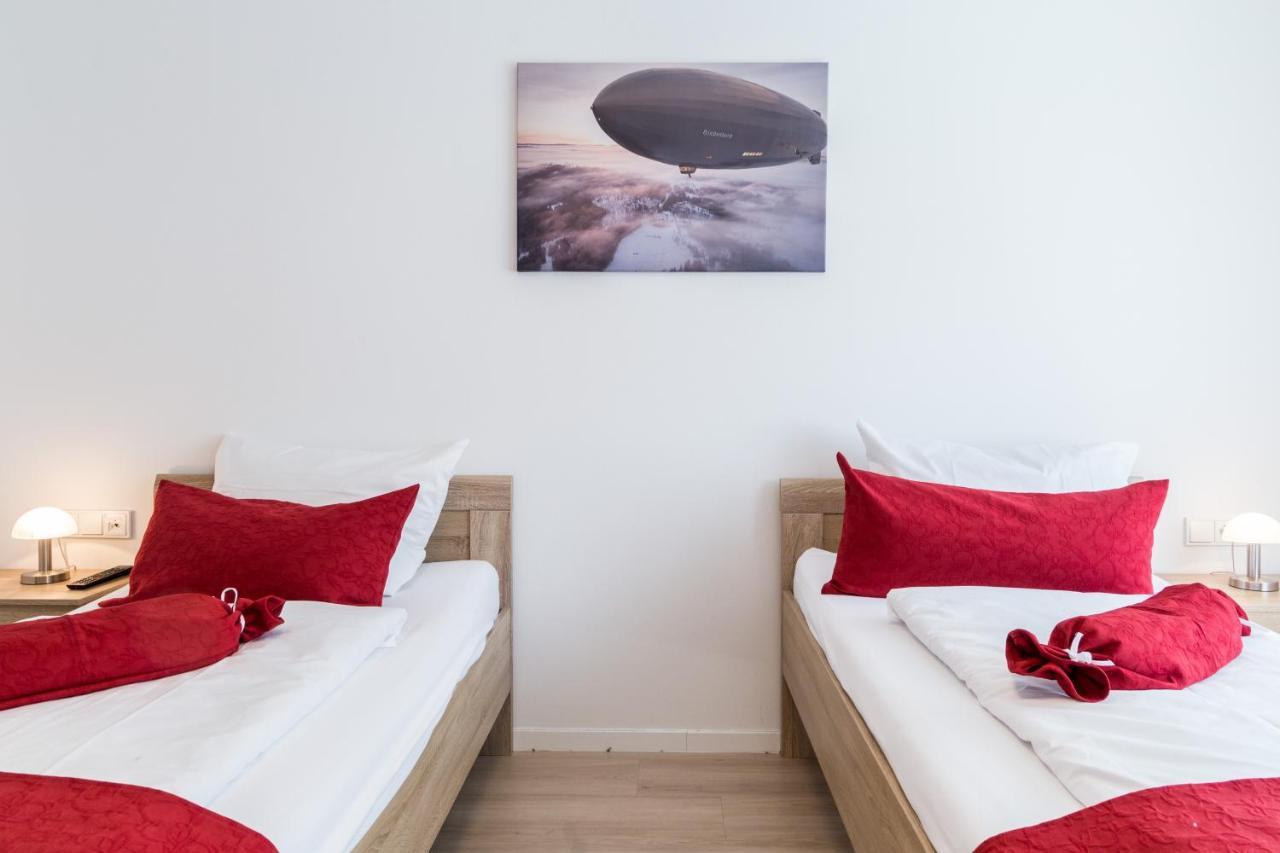 Apartment Eastside Mit 3 Zimmern Fur Bis Zu 5 Personen Mit Balkon Friedrichshafen Eksteriør bilde