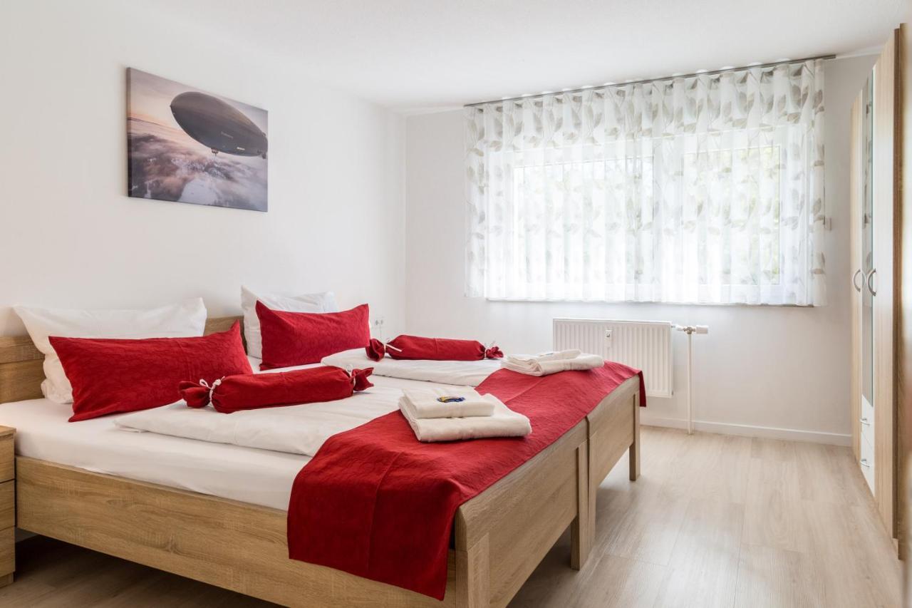 Apartment Eastside Mit 3 Zimmern Fur Bis Zu 5 Personen Mit Balkon Friedrichshafen Eksteriør bilde