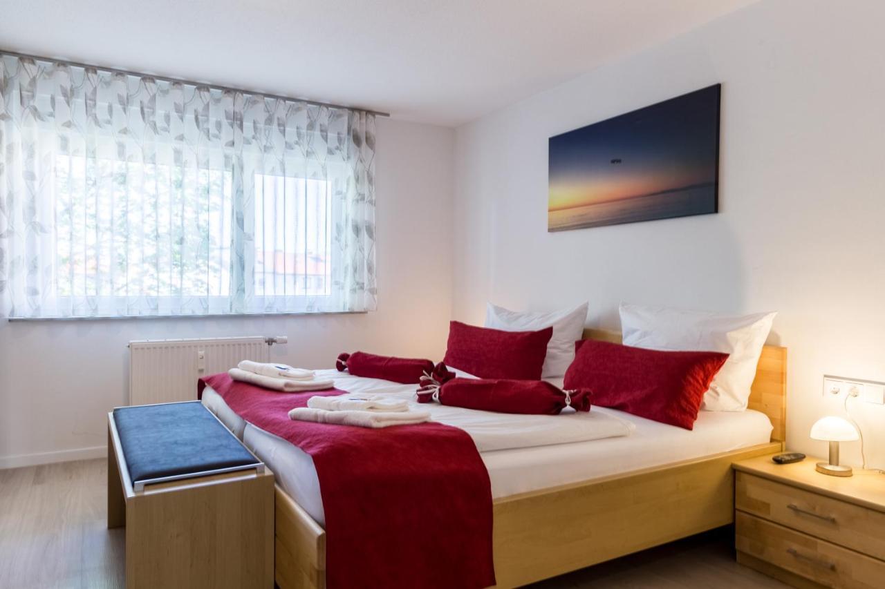 Apartment Eastside Mit 3 Zimmern Fur Bis Zu 5 Personen Mit Balkon Friedrichshafen Eksteriør bilde